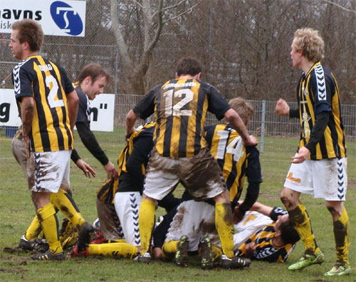 BB-Brondby_27-03-2010 Jubel efter Thomas Christiansens scoring til 1-0